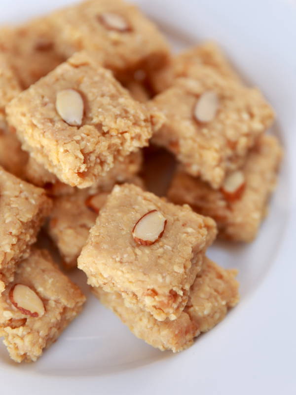 Quick and easy recipe for Til ki Barfi with goodness of Sesame Seeds and sweetness of Jaggery, perfect for Sankranti!
