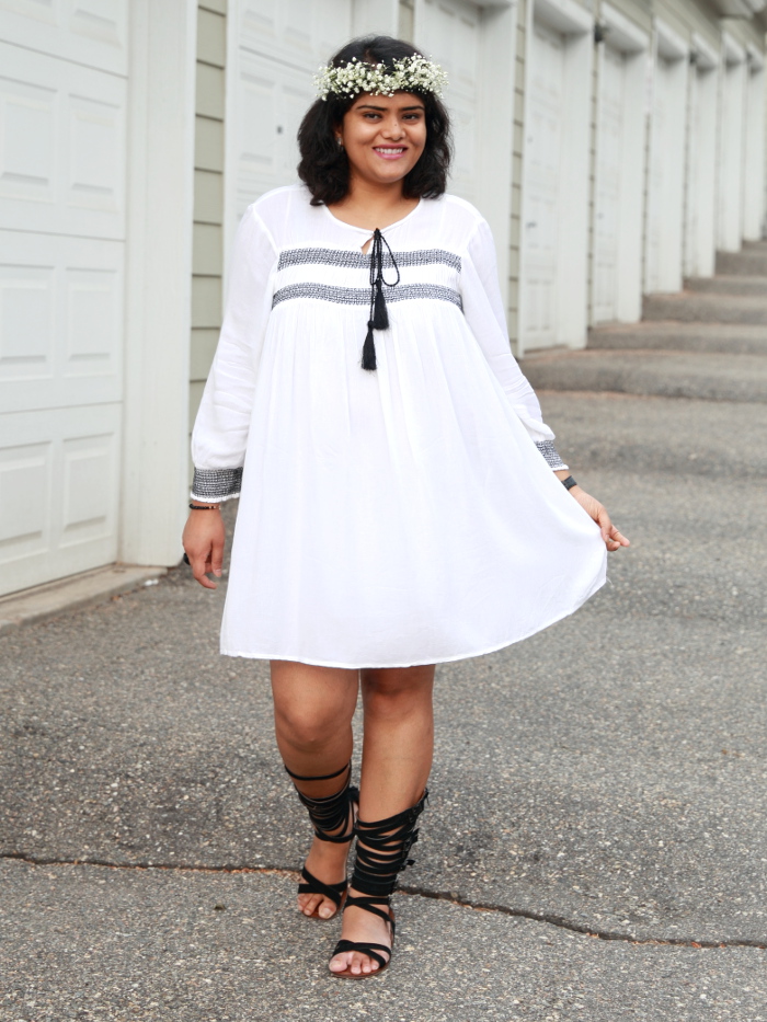 Some Greek charm with gladiator sandals, floral crown and and white tunic dress with tassels for the summer outfit.