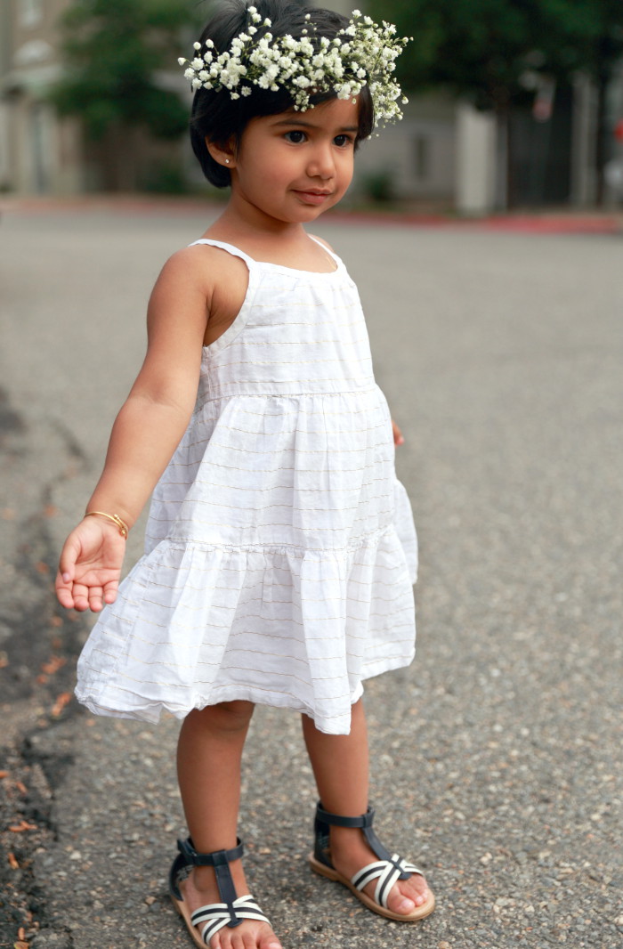 DIY Baby's Breath Flower Crown not only do make for a great photo prop, they are also good for summer or garden parties or even as a return gift.